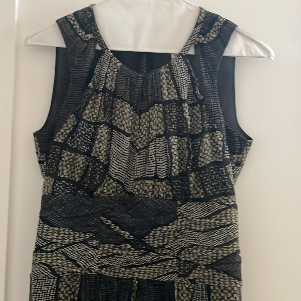 Burberry Black And Gray Patterned Sleeveless Dress - image 2